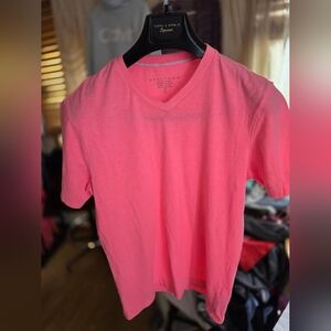 Attitude Womens Florecent Pink V-Neck Tee Shirt Small 19 in P2P